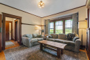 Livingroom.jpg